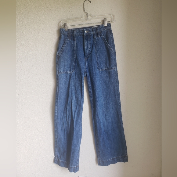 Vintage-look Hi-rise Universal Thread wide-leg jeans - Picture 2 of 5